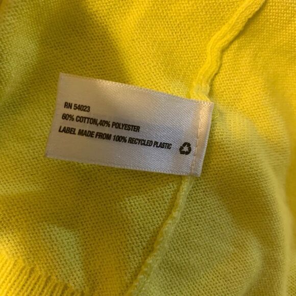 Gap Sweater  - Picture 6 of 6